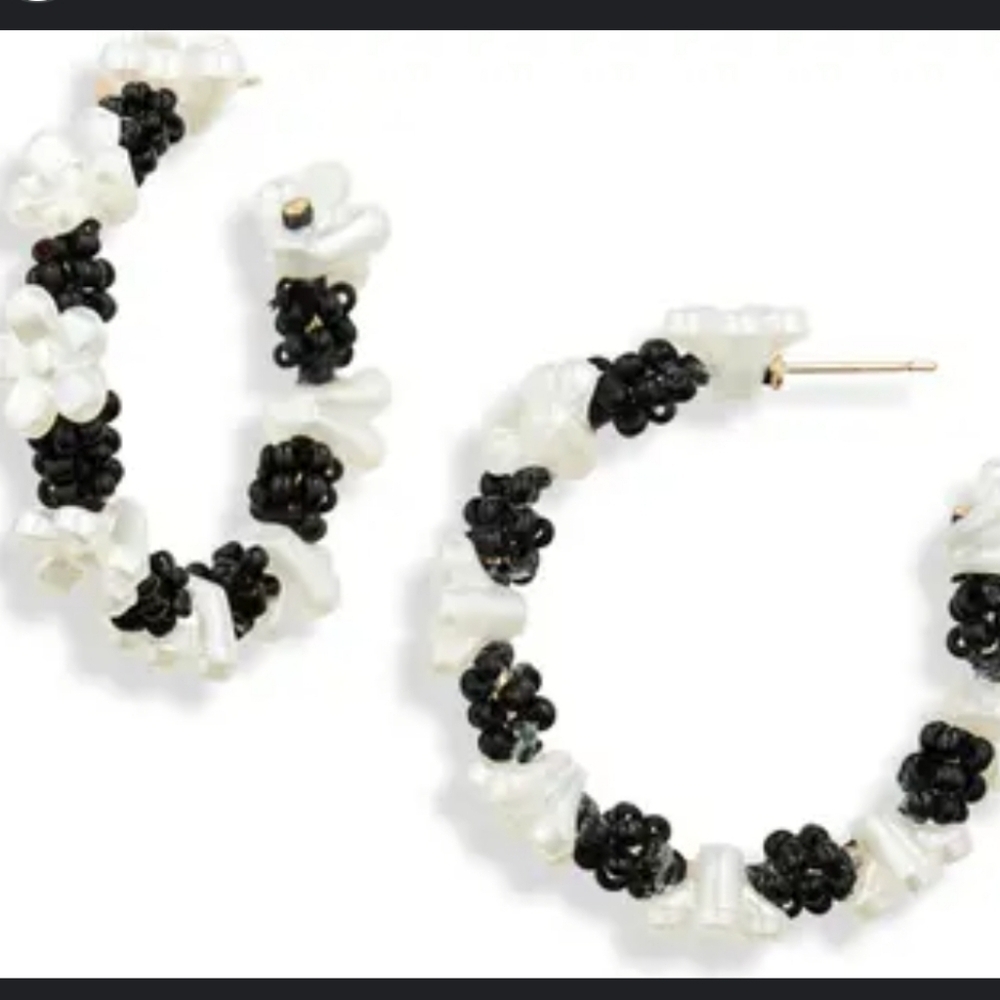 NWT Beaded Hoop Earrings Area Stars 2 Set Together - Picture 1 of 2